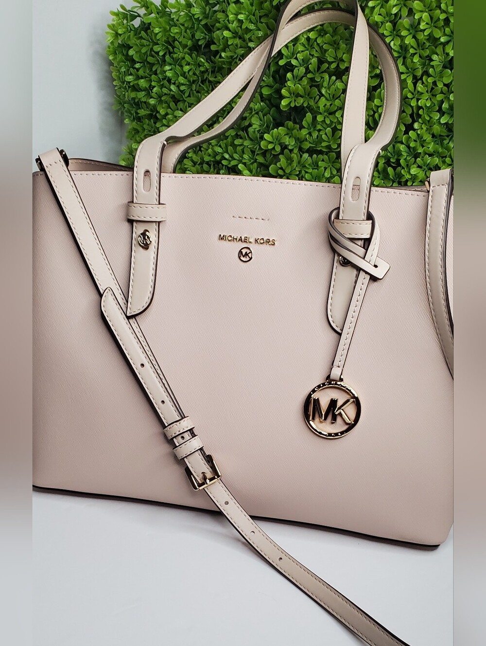 Michael Kors Saffiano Leather Bag Triple Compartment NEW CONDITION